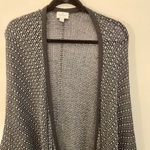 American Eagle Light Sweater Kimono